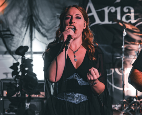 Aria Blake-3